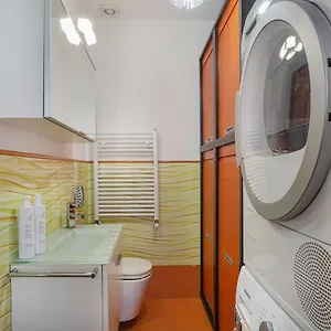vernazzola-family-apartment-by-wonderful-italy.hotelitalianriviera.com/